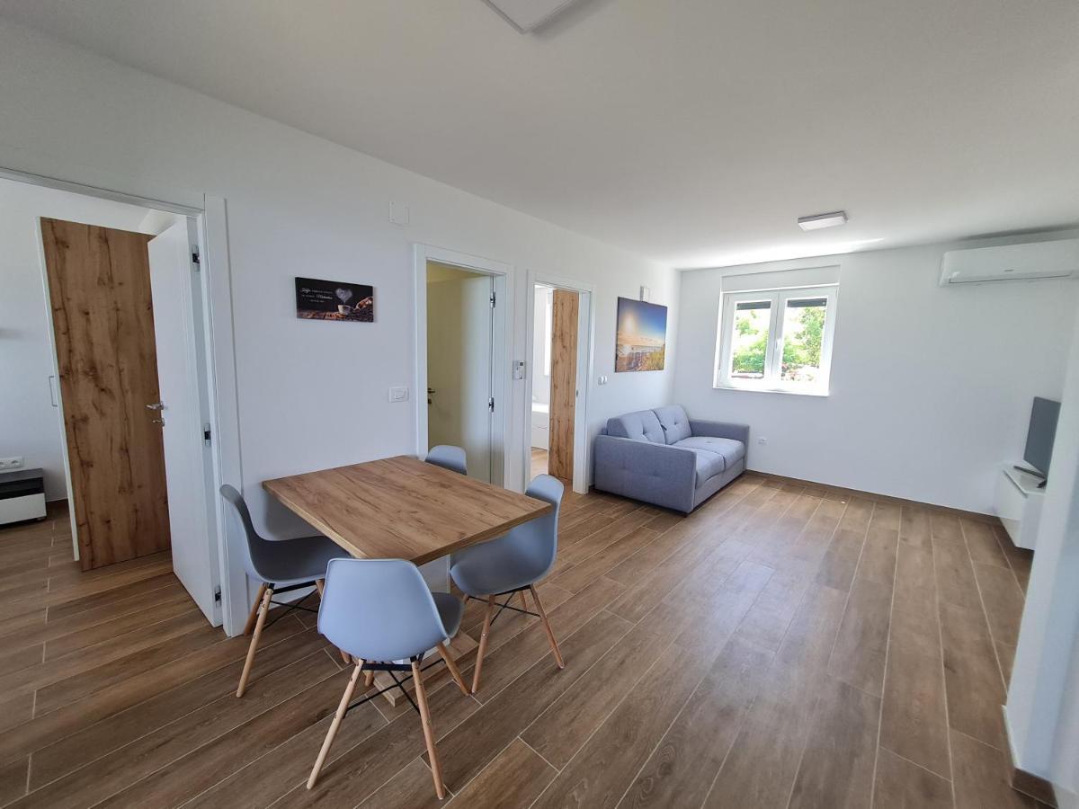 Apartmani Adria Nin Luaran gambar
