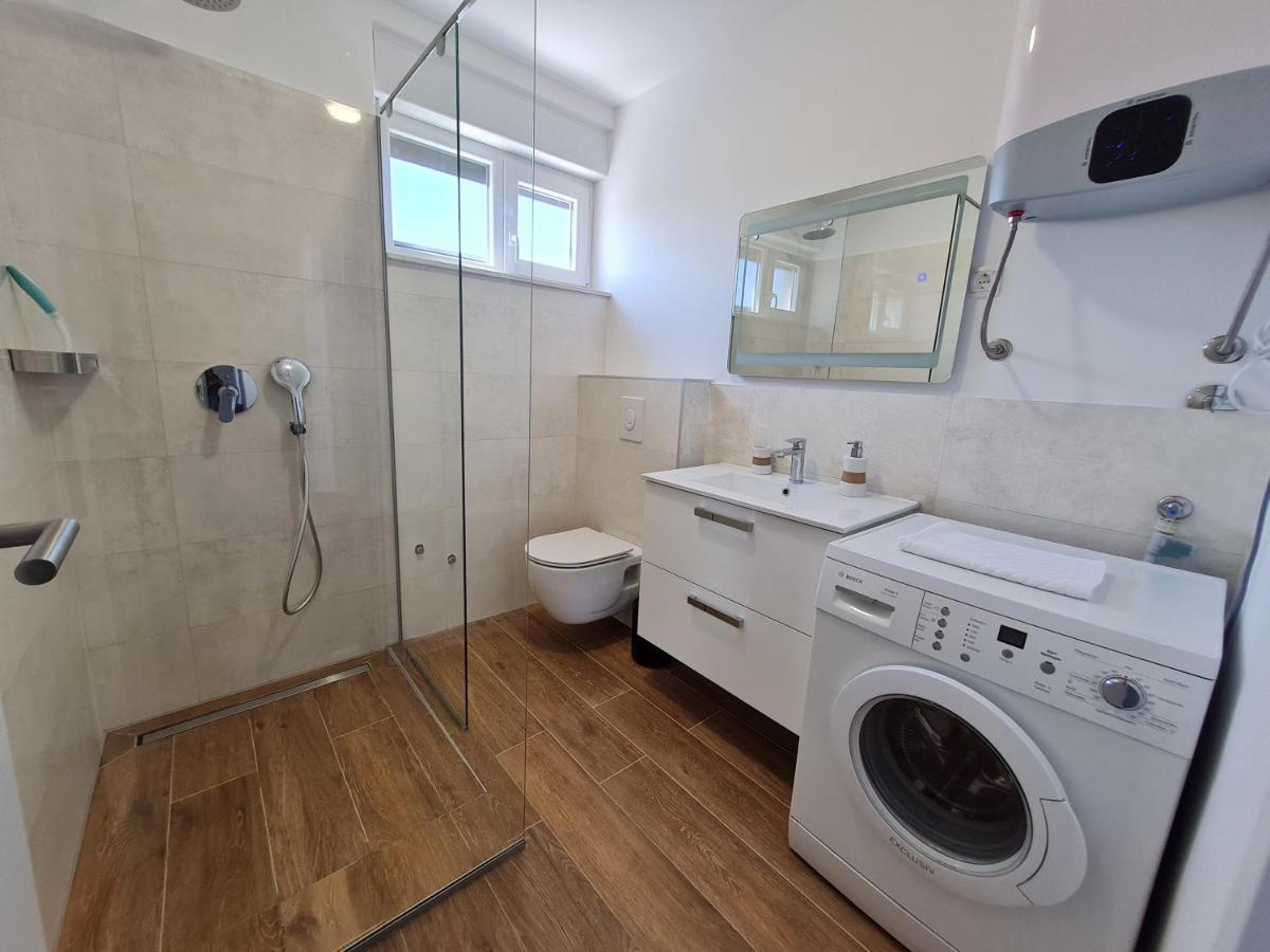Apartmani Adria Nin Luaran gambar