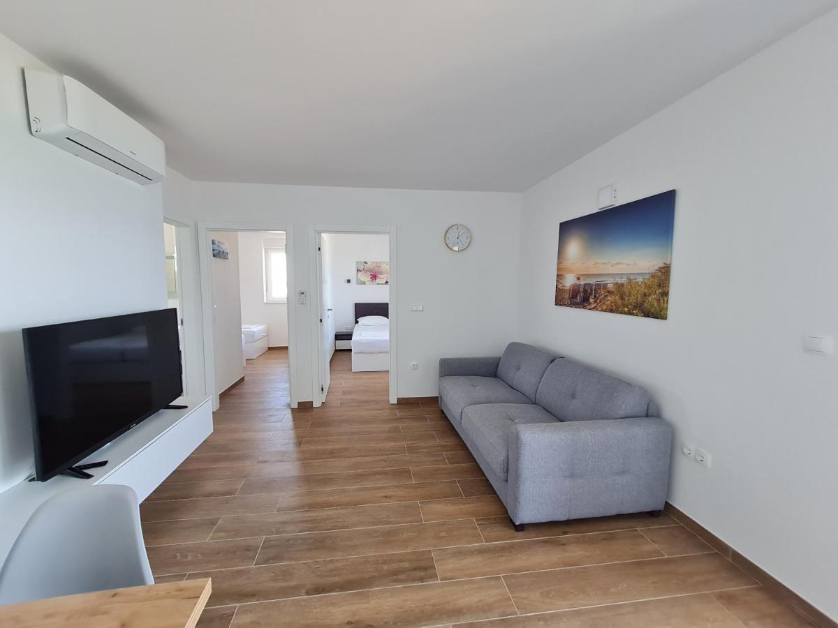 Apartmani Adria Nin Luaran gambar