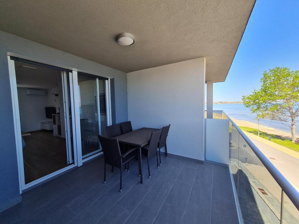 Apartmani Adria Nin Luaran gambar