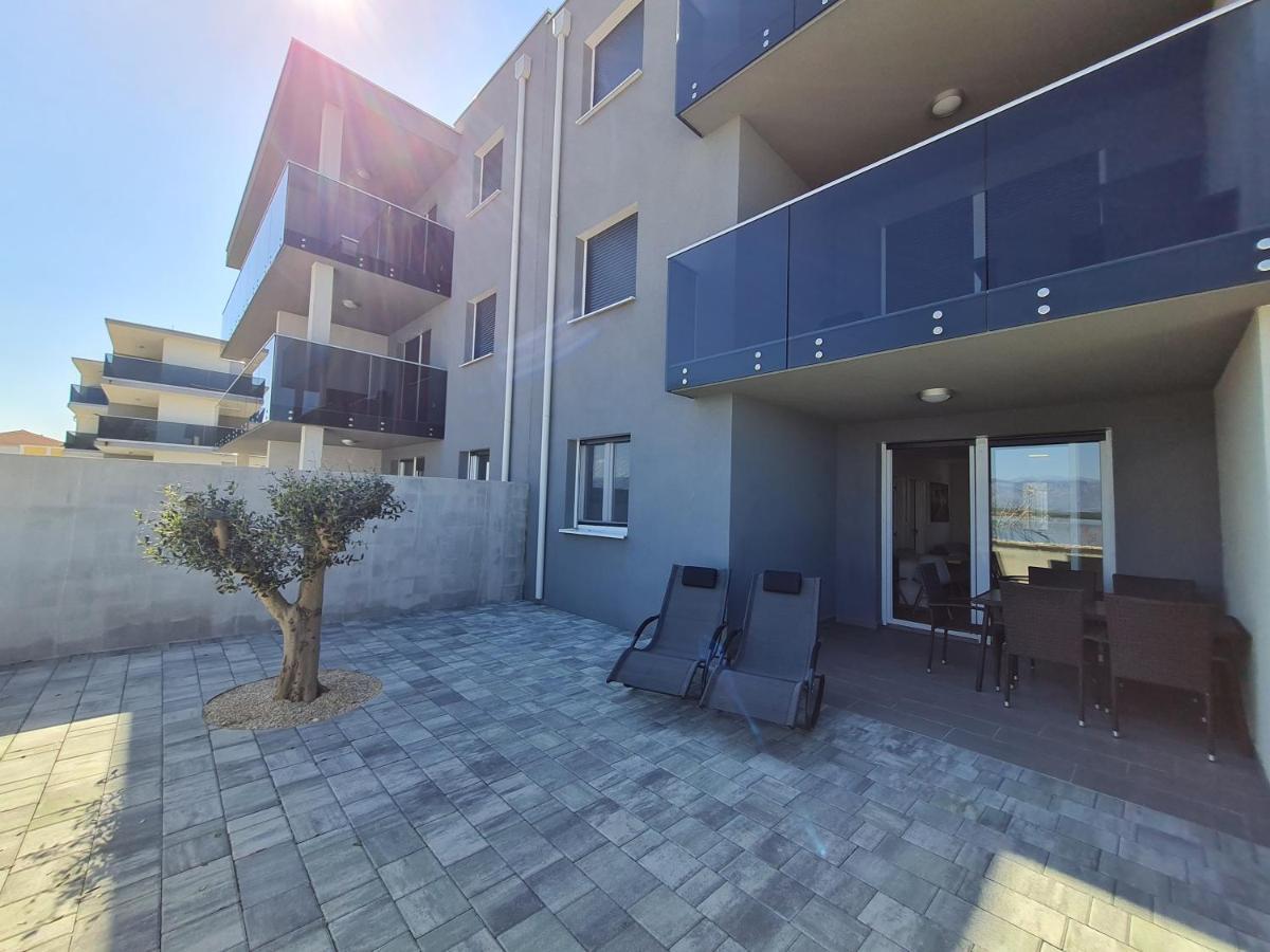 Apartmani Adria Nin Luaran gambar